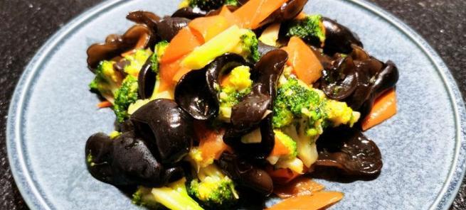 《天刀手游清炒时蔬做法攻略》-第3张图片-游技攻略库