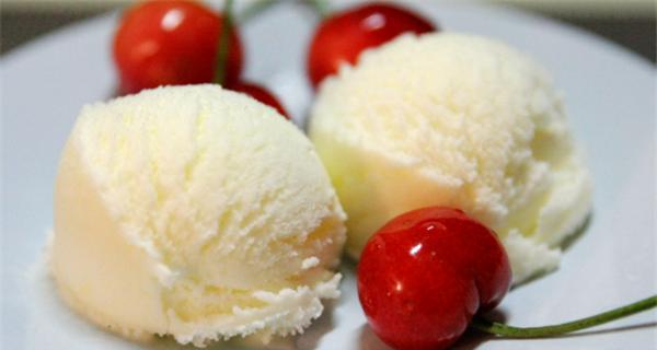 马克冰淇淋出装攻略（掌握最新趋势，尽情享受美味冰淇淋的时尚搭配技巧）-第2张图片-游技攻略库