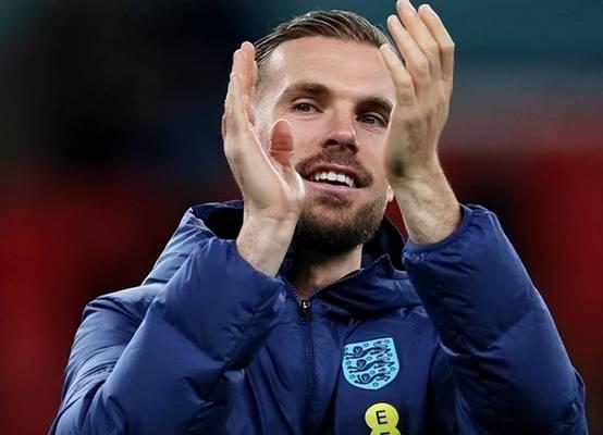 枪手加盟尤文出装攻略（打造冠军阵容，尤文引进枪手的必备装备）-第2张图片-游技攻略库