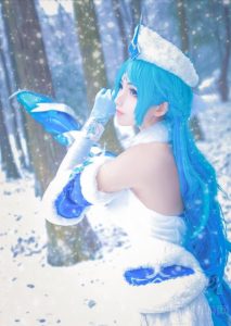 王者荣耀王昭君COS图集分享 雪天背景王昭君